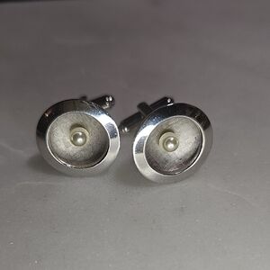 Vintage Hadley Quality Silvertone and Pearl Cufflinks